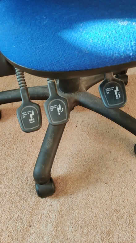 Photo of free Nice sturdy office chair (Chesham HP5) #1
