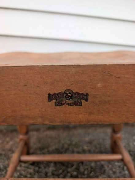 Photo of free Dinah Cook bowtie chair ~1920s-40s (Lunenburg) #3