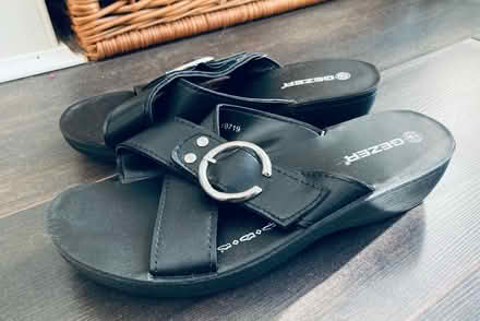 Photo of free Ladies sandals new size 4 (Southend-on-sea SS1) #1
