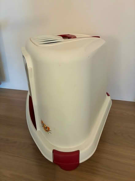 Photo of free Cat litter box (Pinner HA5) #2