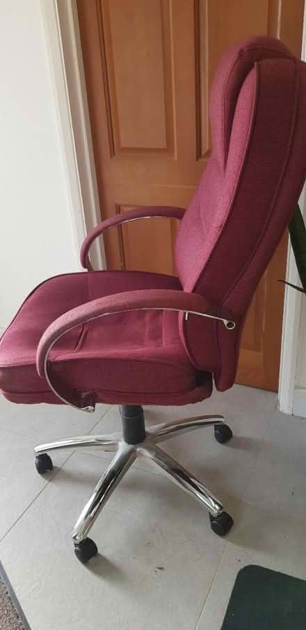 Photo of free Large desk chair (Great Kimble HP17) #2