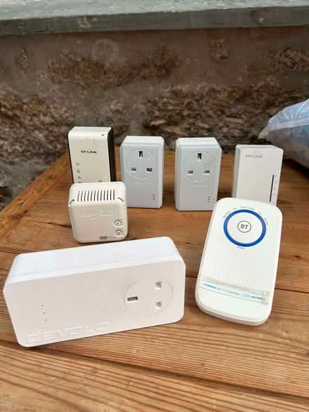 Photo of free Wi-Fi range extenders (Kelynack TR19) #1