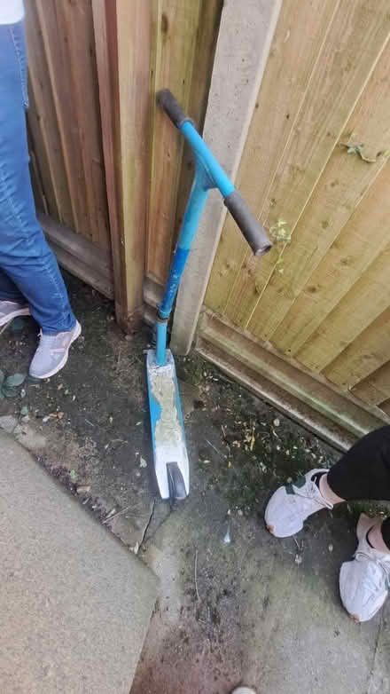 Photo of free Kids scooter (Markfield LE6) #1
