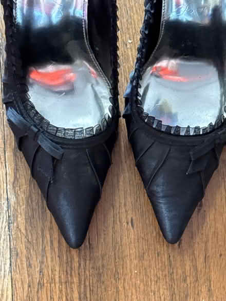Photo of free Size 71/2 Super Cute Black Heels (Clason Point Bronx NY) #2