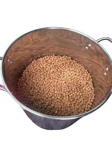 Photo of free 1st Choice Senior Cat Dry Kibble (Maurovista court, Stouffville) #1