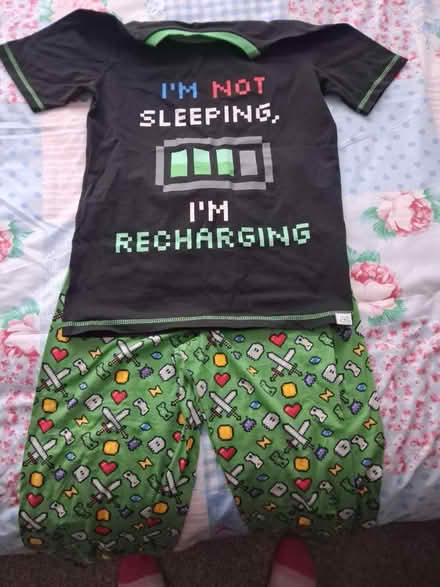 Photo of free Kids clothes (B14) #4