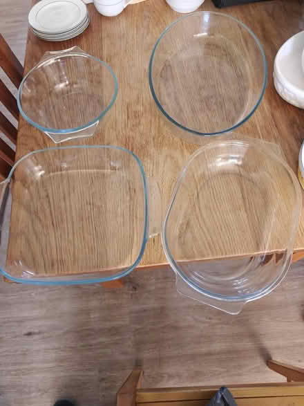 Photo of free 4 pyrex dishes- large (Brighton BN1) #1