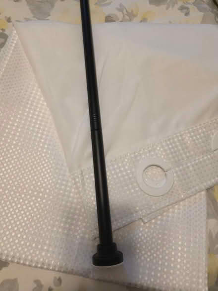 Photo of free Shower Curtain and Rod (Middletown Historic District) #1