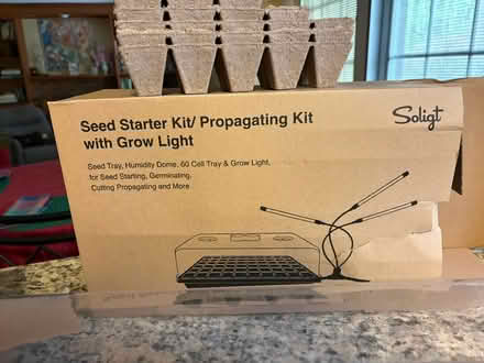 Photo of free Seed starter kit with grow light (Columbia MD) #1