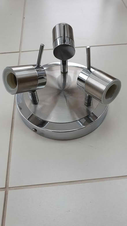 Photo of free Ceiling mounted bathroom light (CT2) #1