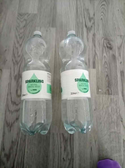 Photo of free sparkling water (Worsborough S705PF) #2