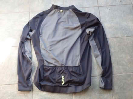 Photo of free Men's cycling jersey, large size (Fairfield LA1) #3