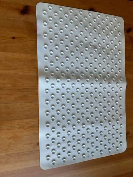 Photo of free Bathroom accessories (St.Leonards TN38) #2