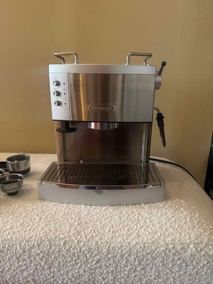 Photo of free De'Longhi espresso maker (Bushrod, Oakland) #1