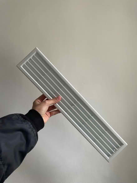 Photo of free air vent - new (E1) #1