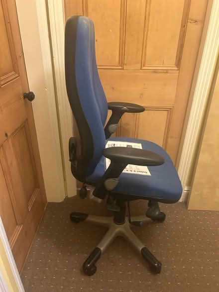 Photo of free Blue office chair (Kirkby in Ashfield NG17) #3