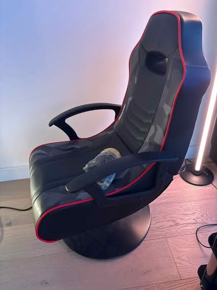 Photo of free X Rocker Kid Gaming chair (Archway N19) #1
