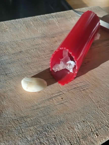 Photo of free Silicone Garlic Peeler (East Finchley N2) #4