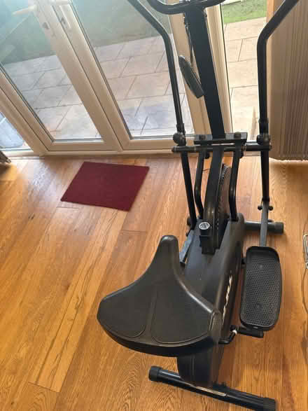 Photo of free Exercise cycle (Tw32db) #1