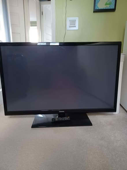 Photo of free Samsung 43inch tv (Bowerhill SN12) #1