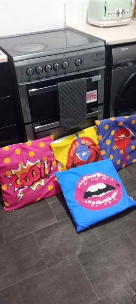 Photo of free 4 cushions (Brookside Telford) #1