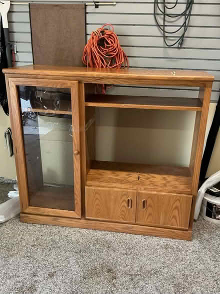 Photo of free Oak tv / book shrlved (Shrewsbury on chapelford lane) #1