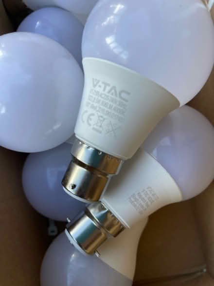 Photo of free 12 Almost New BC Lightbulbs (YO8) #1