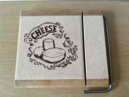 Photo of free Cheese wire & board (Bramhall SK7) #1