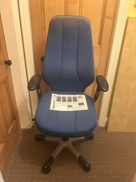 Photo of free Blue office chair (Kirkby in Ashfield NG17) #1
