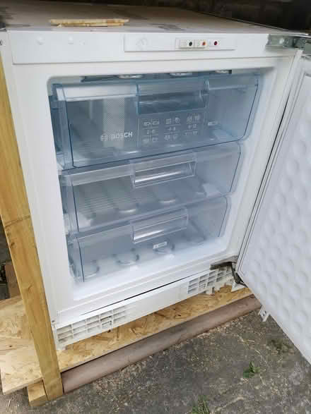 Photo of free Bosch fridge and freezer (Lewisham SE12) #3