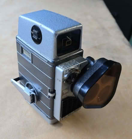Photo of free Vintage Bell and Howell Turret 8mm Cine Camera & Case (Clayhill TN31) #2
