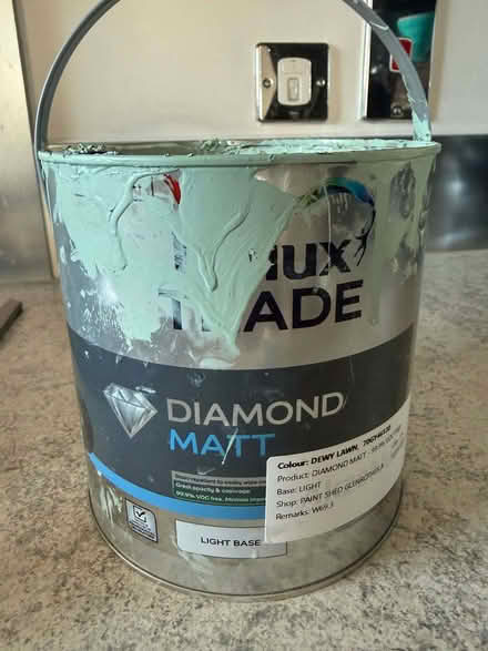 Photo of free About 1,5 l Dulux Trade Diamond Matt green (Drayton Park N5) #1