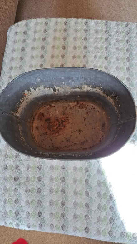 Photo of free Shappy chic metal planter (Littlehaven) #2