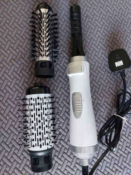 Photo of free Styling brush / hair dryer (Pitreavie Castle, KY11) #1