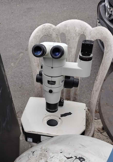 Photo of free Curb alert: Microscope for parts (Brooklyn 11218) #1