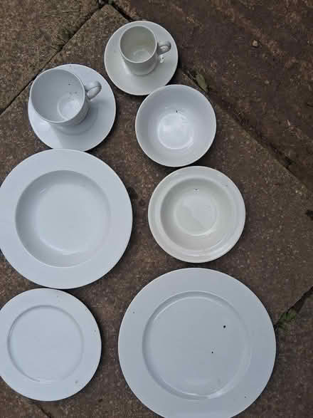 Photo of free White crockery (TA4) #1