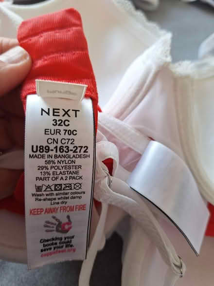 Photo of free 32C Bras (Kingston KT1) #2