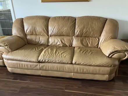 Photo of free 3-piece leather suite - 3/2/1 (Lostock Hall PR5) #2