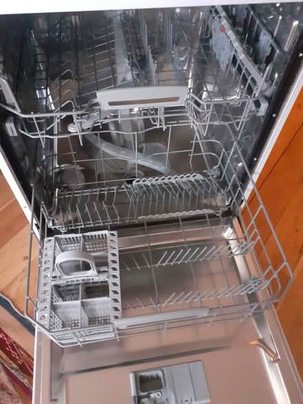 Photo of free Hotpoint Dishwasher (Bowbridge GL5) #2
