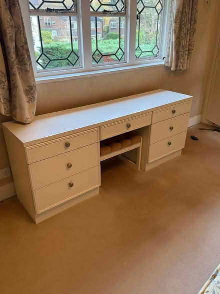 Photo of free dressing desk (SW195PH) #1