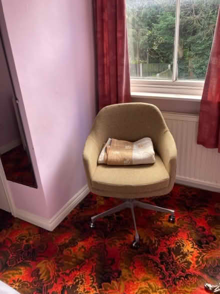 Photo of free Swivel chairs (Epping CM16) #2