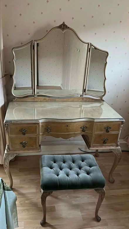 Photo of free Dressing Table and Stool (Willesden Green NW2) #1
