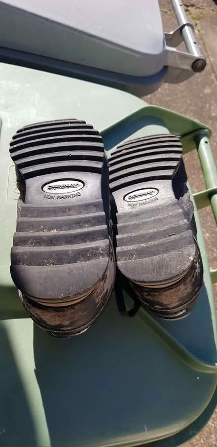 Photo of free Pair Donnay trainers (Hellesdon NR6) #4