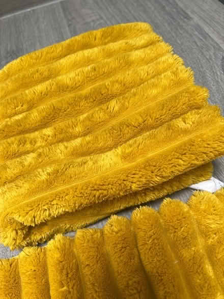 Photo of free 2 Yellow/Orange square pillow cases. Good condition. (Southsea PO4) #3