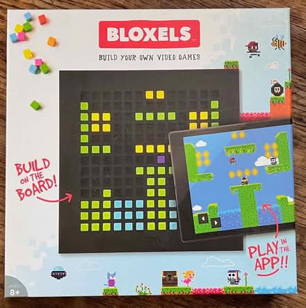 Photo of free Bloxels: build your own video game (Montlake) #1