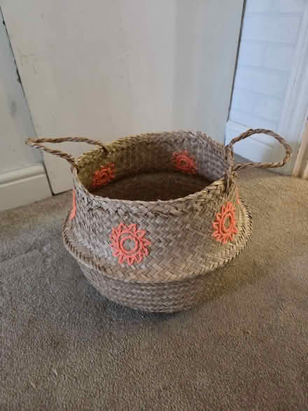 Photo of free Basket (ware SG12) #1