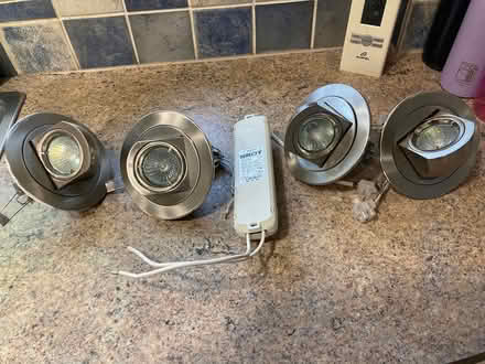 Photo of free Spotlights and Pendant light (Pickersleigh) #1