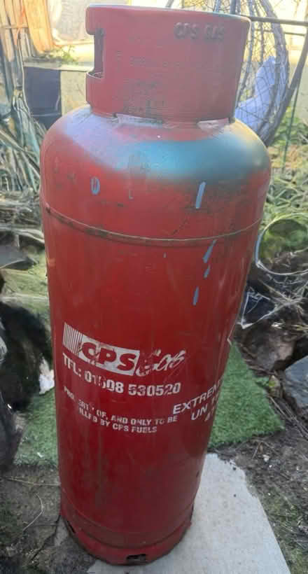 Photo of free Empty large gas bottle (CO15) #1