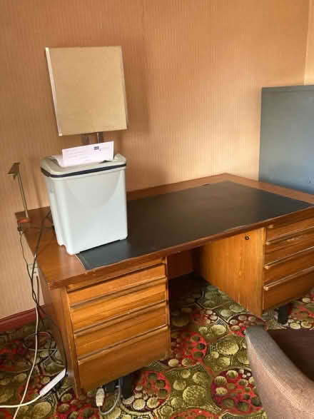 Photo of free Large desk (Epping CM16) #1