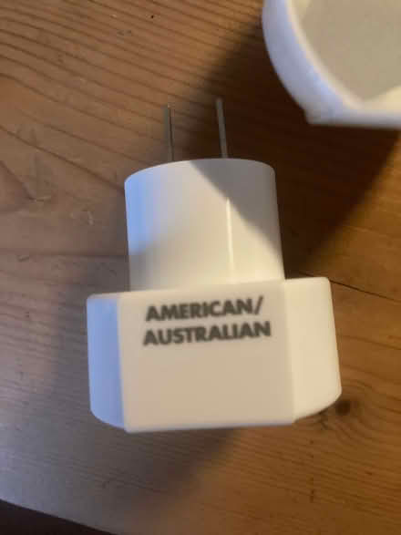 Photo of free US/Australian adaptor (Southville BS3) #1
